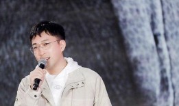 于正的最新爆料新闻,揭秘娱乐圈不为人知的幕后真相