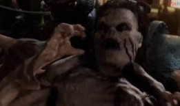 狼人在线观看,在线惊悚之夜，揭秘虚拟世界的真实生存法则