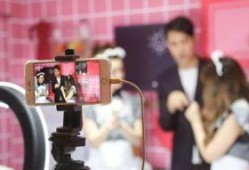 网红爆料王大炮是谁啊视频,王大炮身份之谜