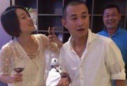 娱乐圈八卦最新爆料人,明星恋情曝光，豪门恩怨再起波澜